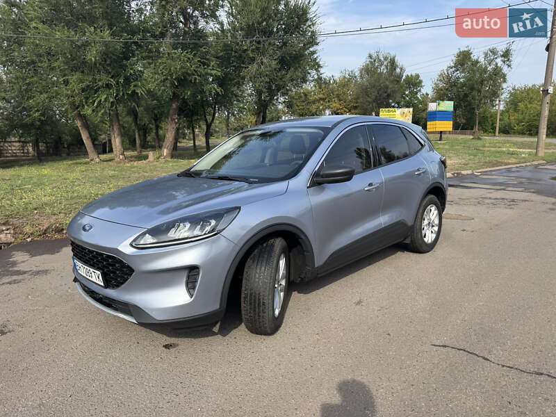 Внедорожник / Кроссовер Ford Escape 2022 в Кривом Роге