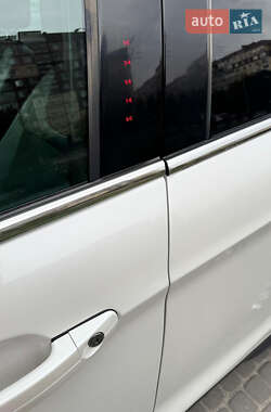 Внедорожник / Кроссовер Ford Escape 2014 в 
