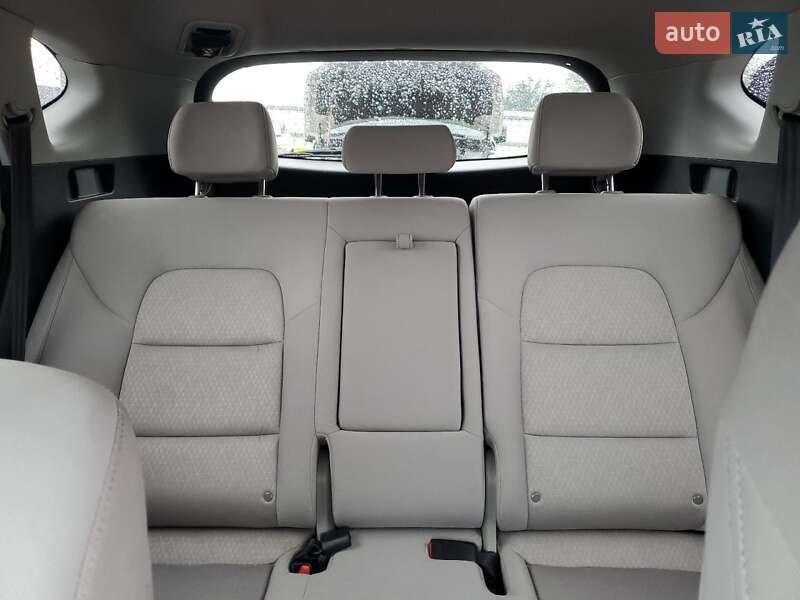 Внедорожник / Кроссовер Ford Escape 2018 в Хмельницком