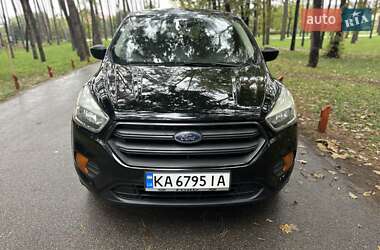 Внедорожник / Кроссовер Ford Escape 2017 в 