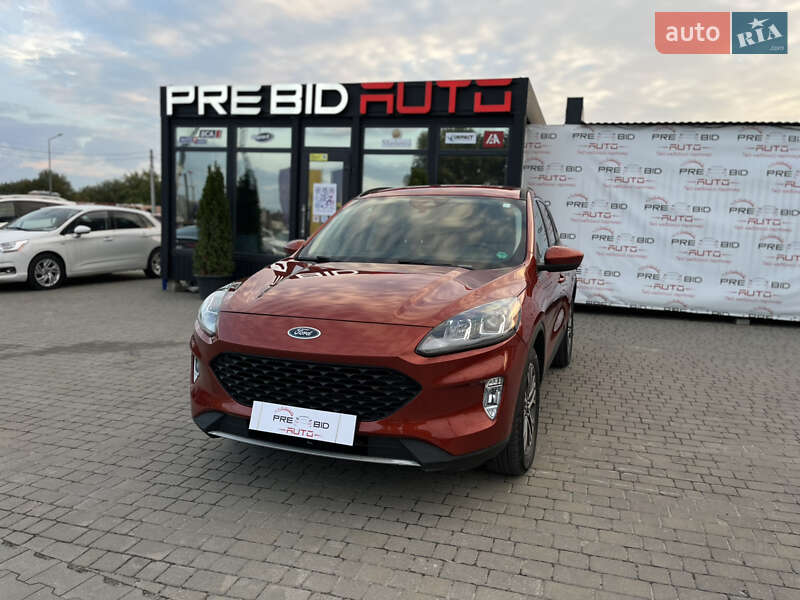Внедорожник / Кроссовер Ford Escape 2019 в 