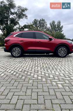 Внедорожник / Кроссовер Ford Escape 2023 в 