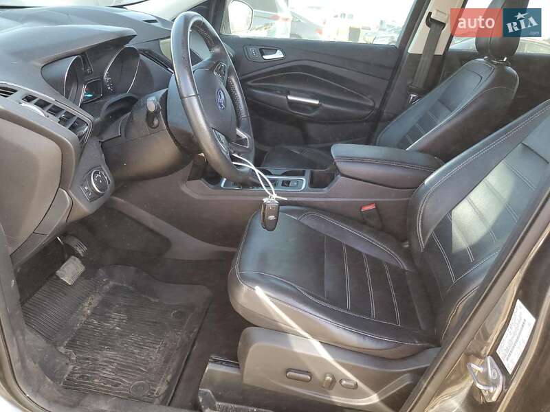 Внедорожник / Кроссовер Ford Escape 2018 в Черновцах