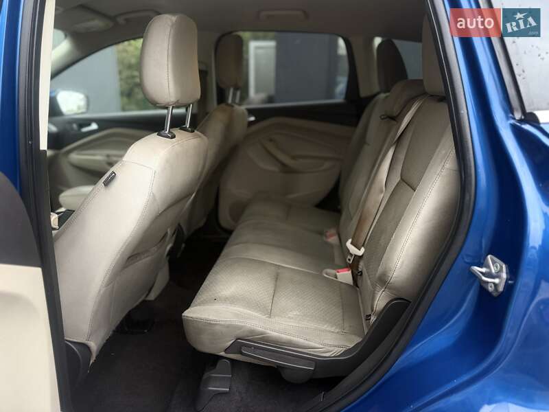 Внедорожник / Кроссовер Ford Escape 2018 в Львове