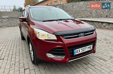 Внедорожник / Кроссовер Ford Escape 2014 в 