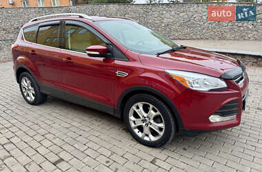 Внедорожник / Кроссовер Ford Escape 2014 в 