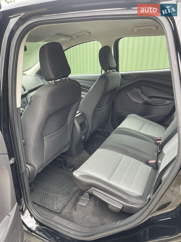 Внедорожник / Кроссовер Ford Escape 2017 в Киеве