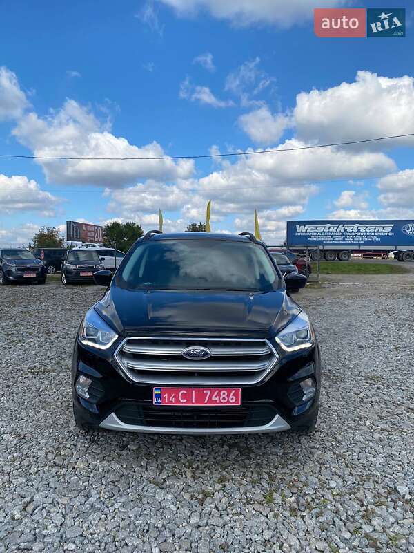 Позашляховик / Кросовер Ford Escape 2017 в Львові