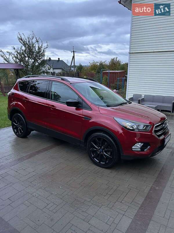 Ford Escape 2017