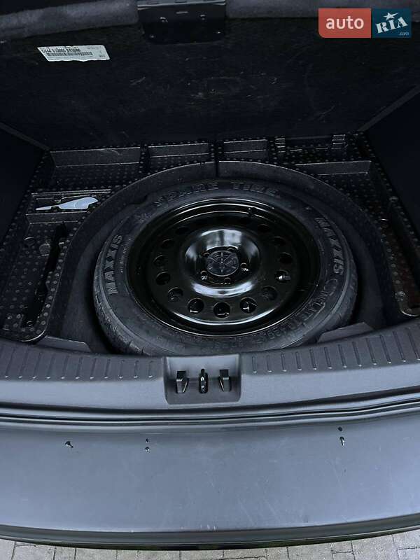 Позашляховик / Кросовер Ford Escape 2017 в Львові фото 15 Позашляховик / Кросовер Ford Escape 2017 в Львові