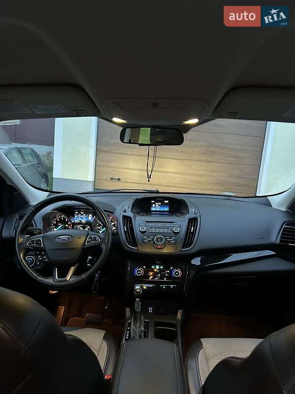 Позашляховик / Кросовер Ford Escape 2017 в Львові фото 25 Позашляховик / Кросовер Ford Escape 2017 в Львові