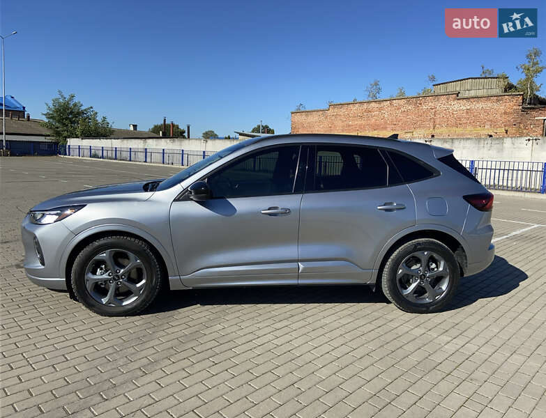 Позашляховик / Кросовер Ford Escape 2023 в Тернополі
