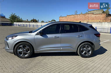Внедорожник / Кроссовер Ford Escape 2023 в 