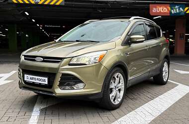 Внедорожник / Кроссовер Ford Escape 2013 в 