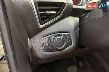 Внедорожник / Кроссовер Ford Escape 2013 в 