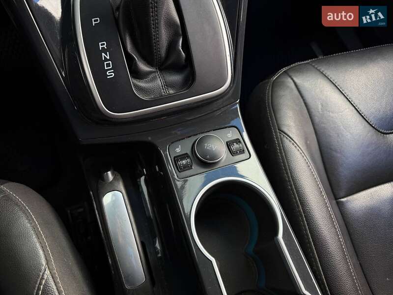 Позашляховик / Кросовер Ford Escape 2013 в Києві