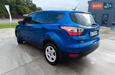 Внедорожник / Кроссовер Ford Escape 2016 в 