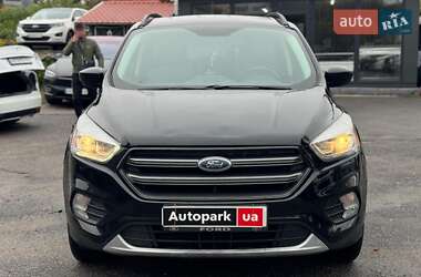 Внедорожник / Кроссовер Ford Escape 2019 в 