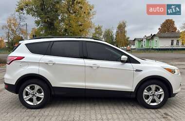 Внедорожник / Кроссовер Ford Escape 2014 в 
