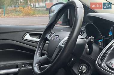 Внедорожник / Кроссовер Ford Escape 2014 в 