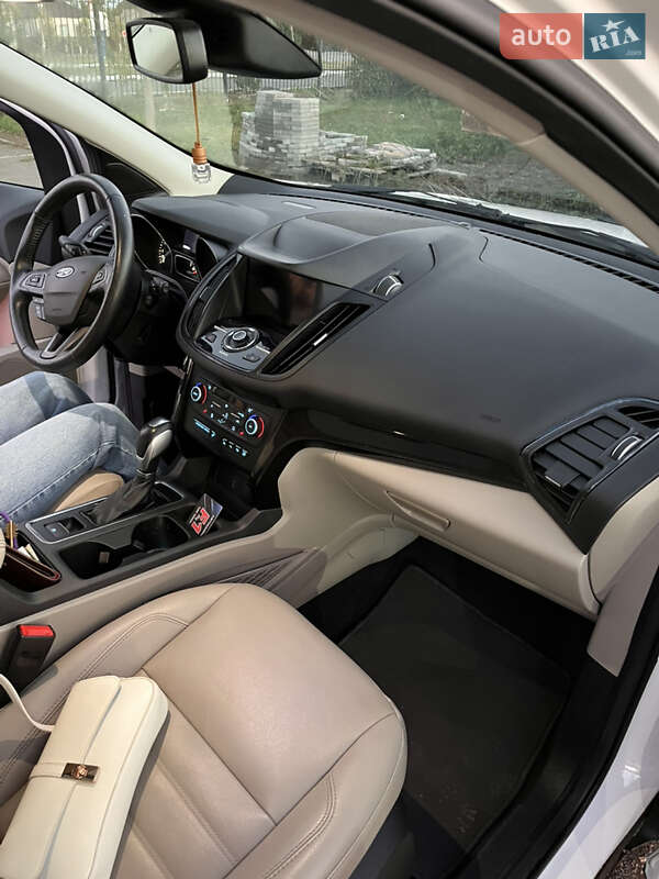 Внедорожник / Кроссовер Ford Escape 2018 в Килии фото 39 Внедорожник / Кроссовер Ford Escape 2018 в Килии