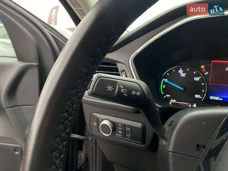 Внедорожник / Кроссовер Ford Escape 2022 в Киеве