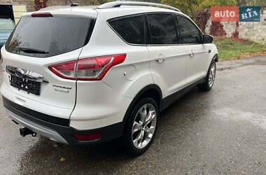 Внедорожник / Кроссовер Ford Escape 2016 в 