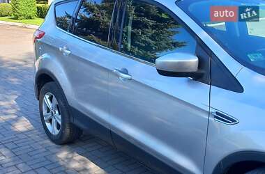 Позашляховик / Кросовер Ford Escape 2014 в 