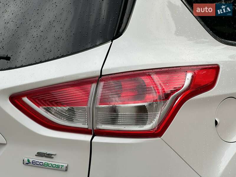 Внедорожник / Кроссовер Ford Escape 2013 в Ахтырке
