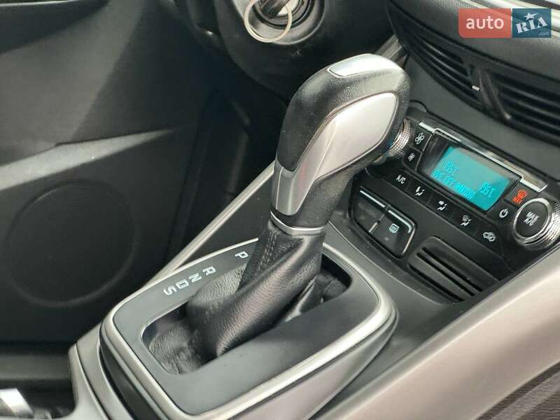 Внедорожник / Кроссовер Ford Escape 2013 в Ахтырке