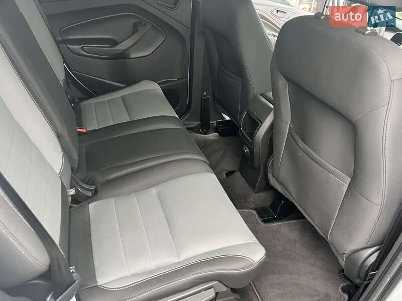 Внедорожник / Кроссовер Ford Escape 2017 в Трускавце