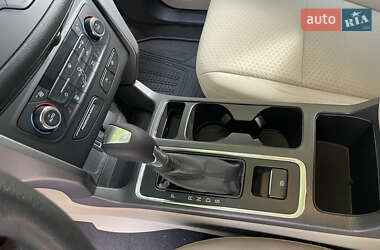 Позашляховик / Кросовер Ford Escape 2016 в  фото 19 Позашляховик / Кросовер Ford Escape 2016 в