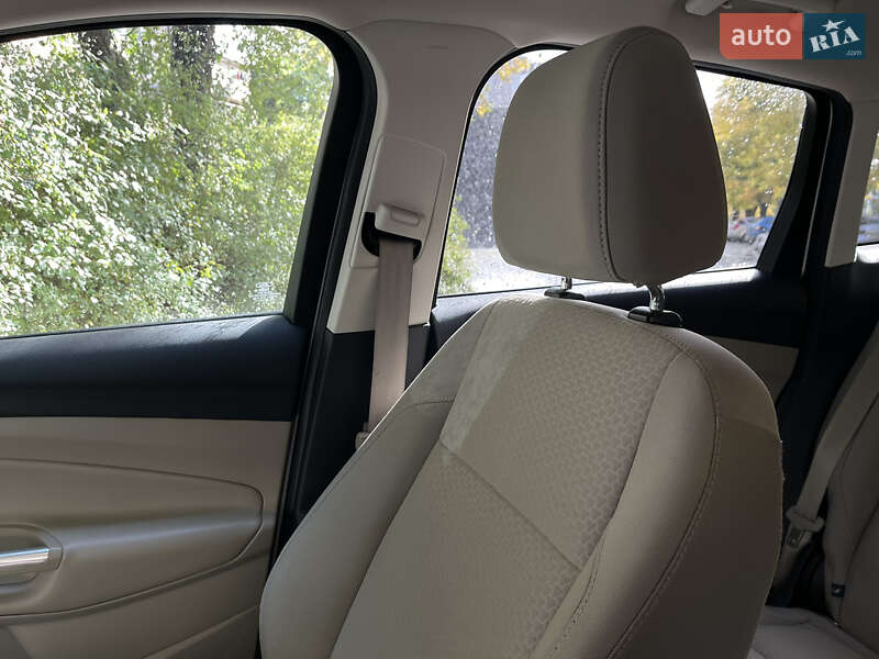 Внедорожник / Кроссовер Ford Escape 2016 в Черновцах фото 23 Внедорожник / Кроссовер Ford Escape 2016 в Черновцах