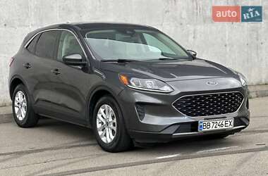 Позашляховик / Кросовер Ford Escape 2020 в Києві