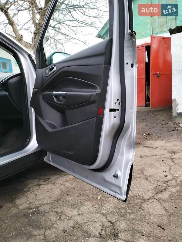 Внедорожник / Кроссовер Ford Escape 2018 в Белой Церкви