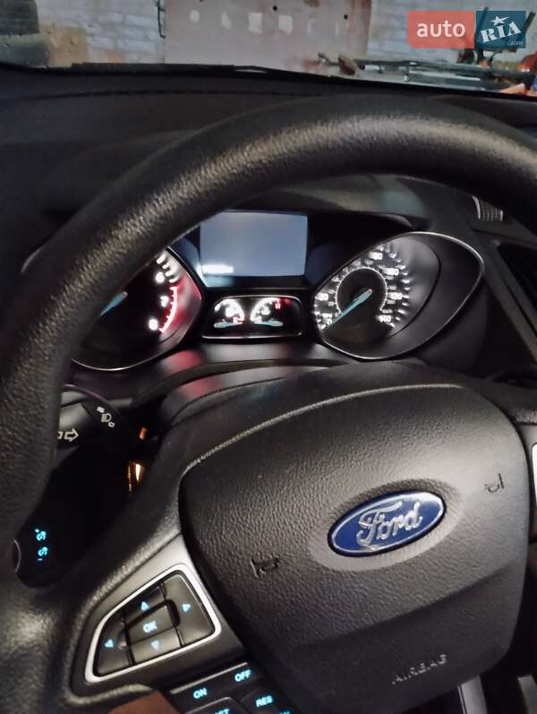 Позашляховик / Кросовер Ford Escape 2018 в Сумах фото 5 Позашляховик / Кросовер Ford Escape 2018 в Сумах