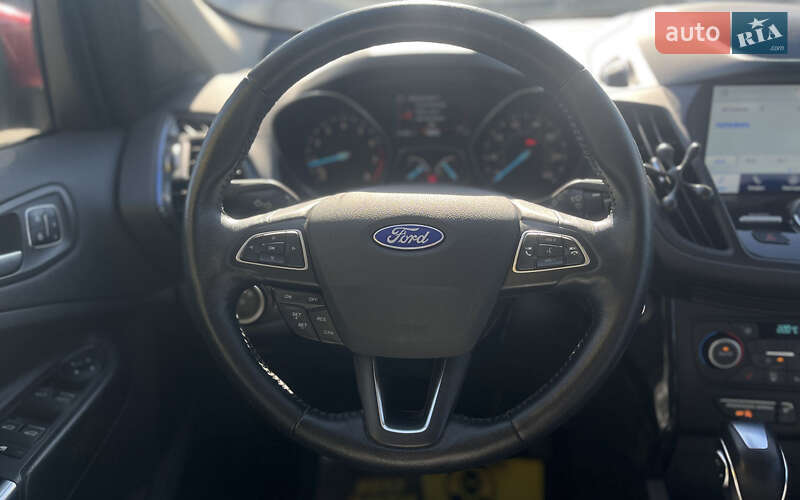 Внедорожник / Кроссовер Ford Escape 2019 в Мукачево