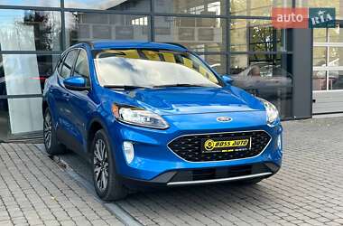 Внедорожник / Кроссовер Ford Escape 2019 в Ивано-Франковске