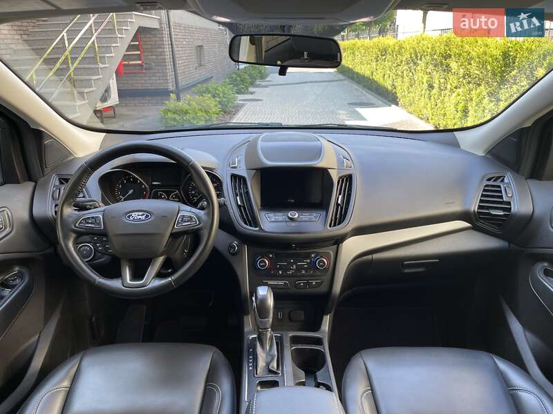 Внедорожник / Кроссовер Ford Escape 2018 в Стрые