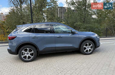 Внедорожник / Кроссовер Ford Escape 2024 в 