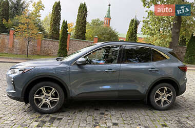 Внедорожник / Кроссовер Ford Escape 2024 в 