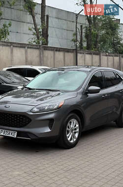 Внедорожник / Кроссовер Ford Escape 2022 в 