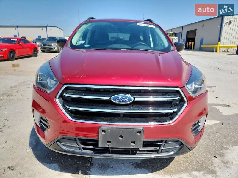 Внедорожник / Кроссовер Ford Escape 2017 в Львове