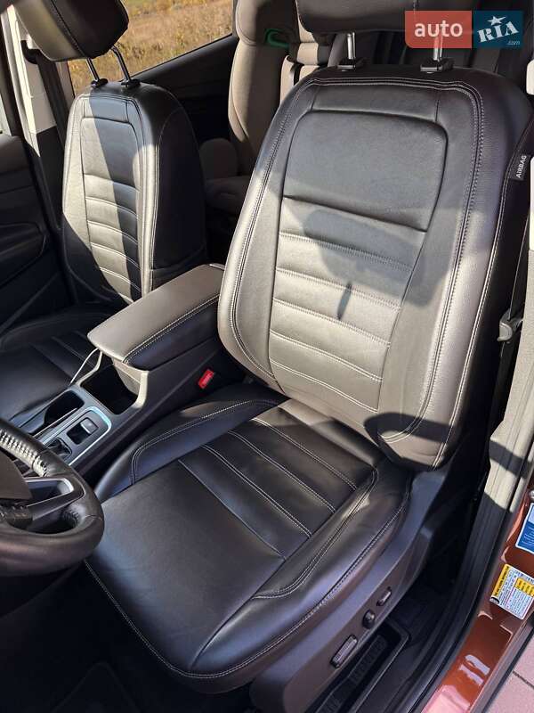 Внедорожник / Кроссовер Ford Escape 2016 в Одессе фото 10 Внедорожник / Кроссовер Ford Escape 2016 в Одессе