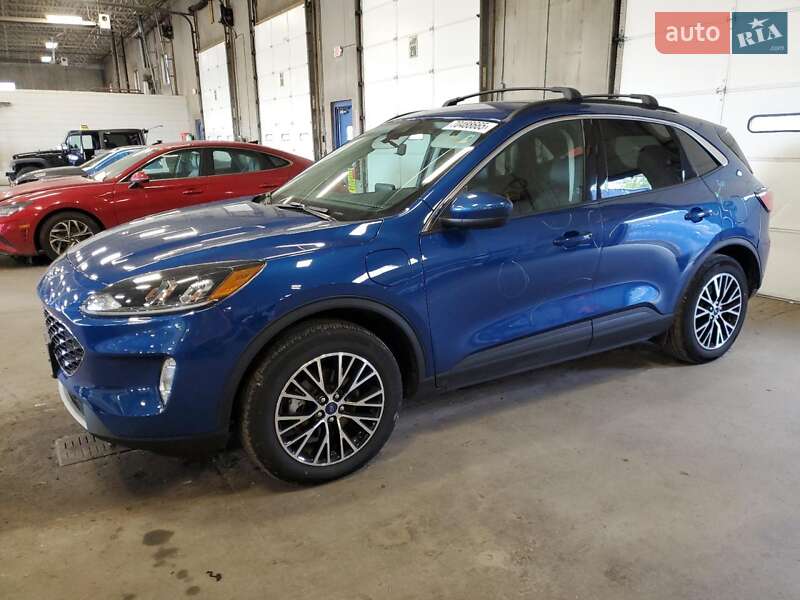 Внедорожник / Кроссовер Ford Escape 2022 в 