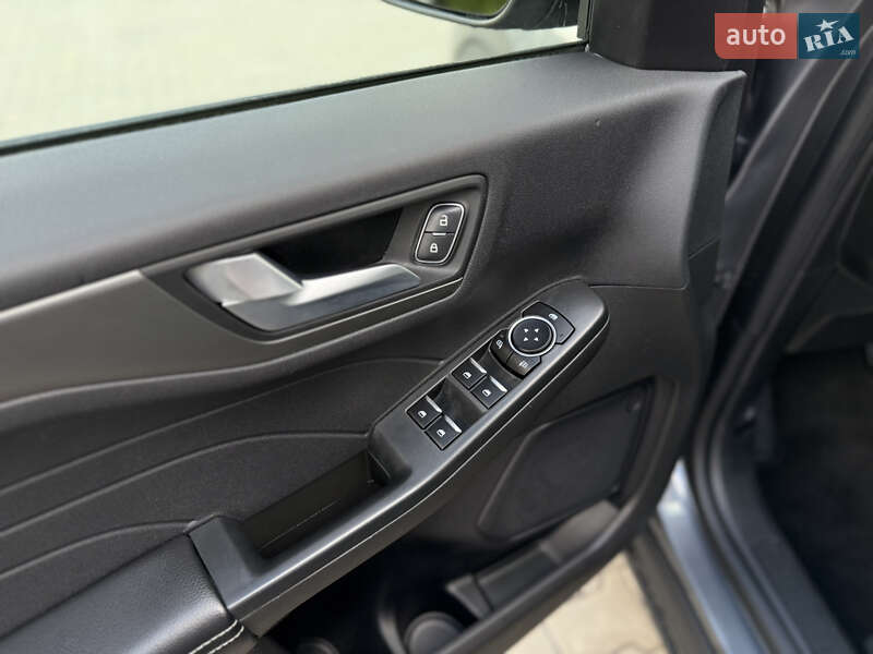 Позашляховик / Кросовер Ford Escape 2023 в Києві