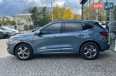 Позашляховик / Кросовер Ford Escape 2023 в 