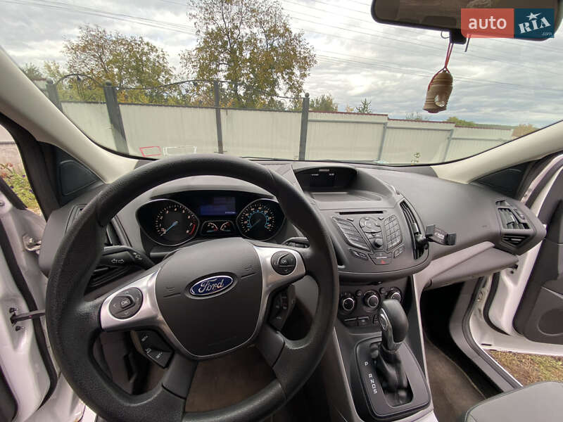 Внедорожник / Кроссовер Ford Escape 2014 в Тетиеве