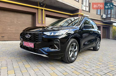 Позашляховик / Кросовер Ford Escape 2024 в 