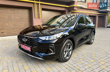 Позашляховик / Кросовер Ford Escape 2024 в 